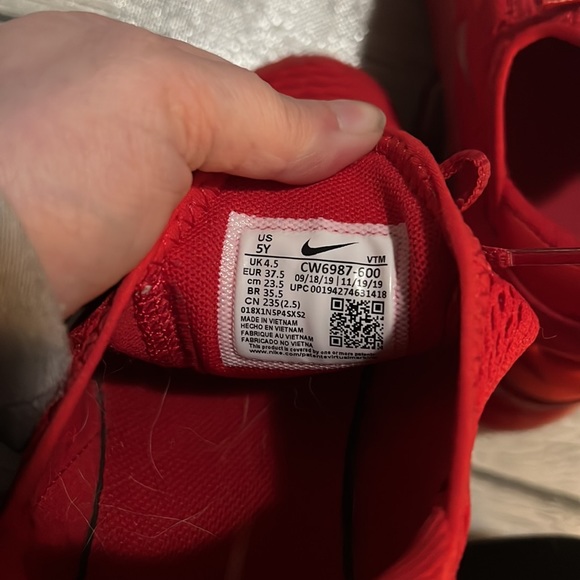 Nike Air Max 270 - Picture 7 of 10